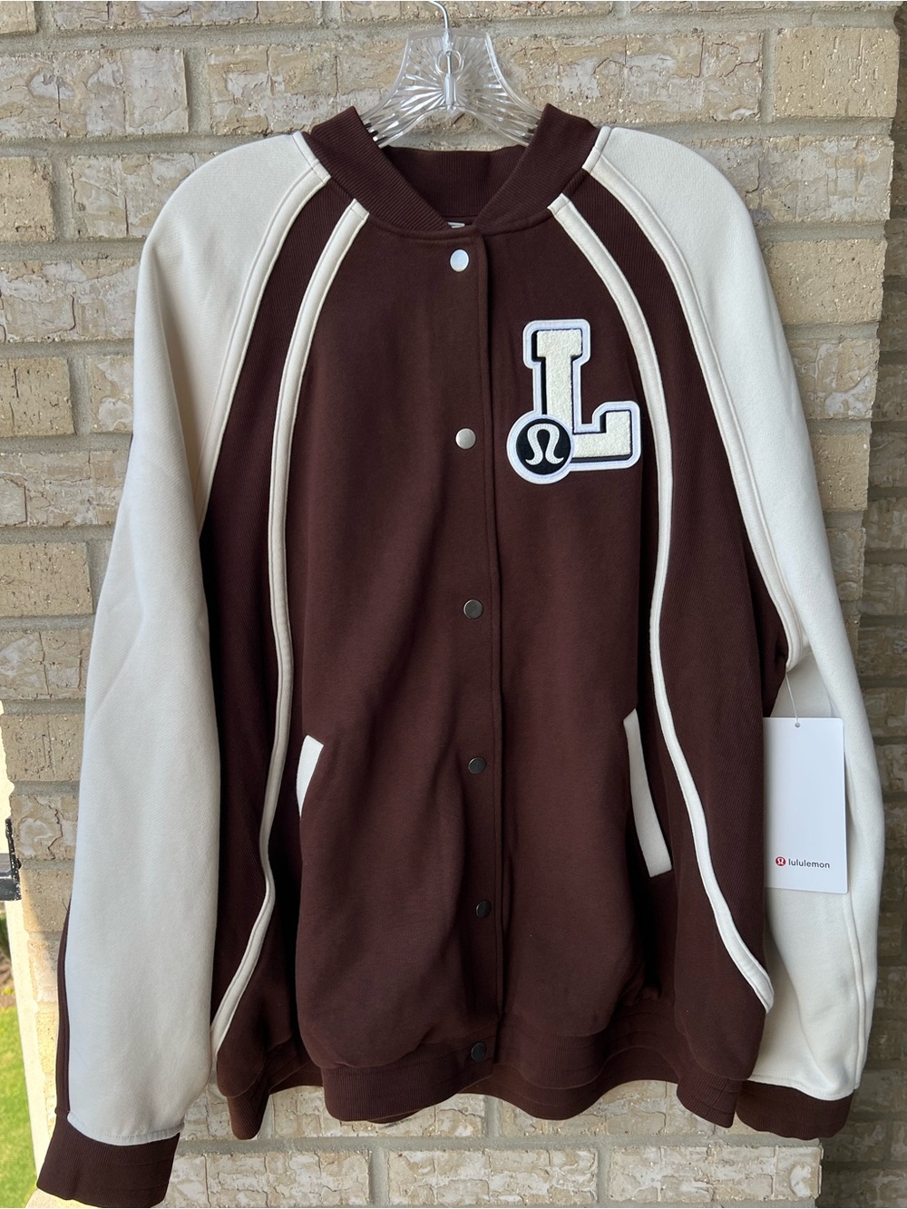 Lululemon Scuba Oversized Collegiate Jacket
*Graphic
